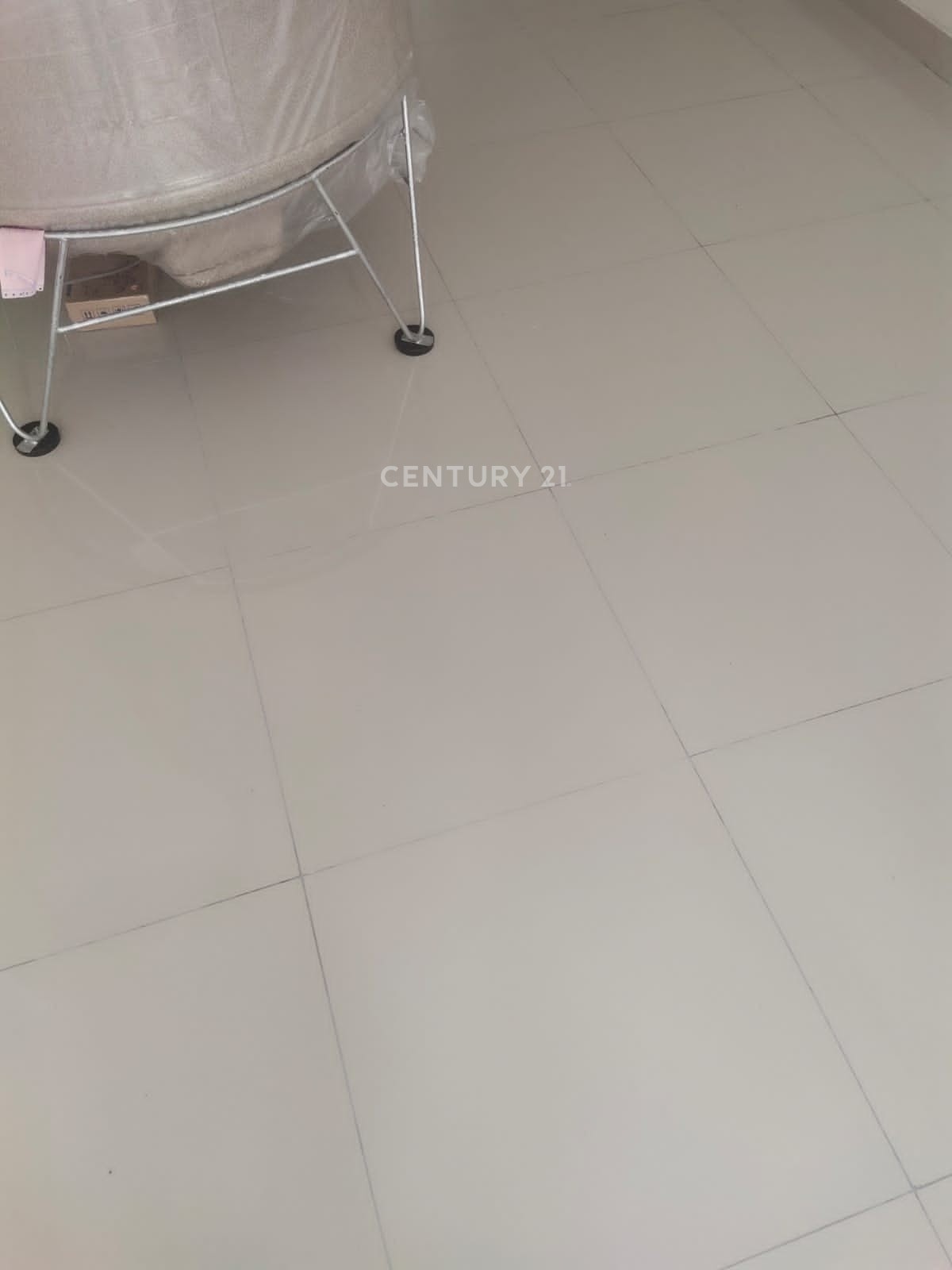 2-этажный коммерческий магазин-дом в Kota Wisata Cibubur