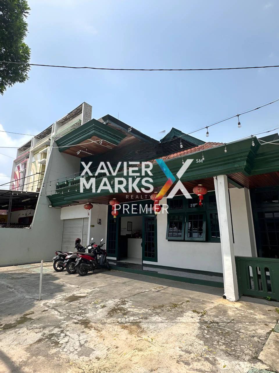 Large Commercial Space with Strategic Location