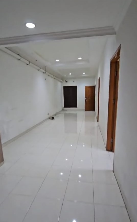 4-Story Strategic Location Property