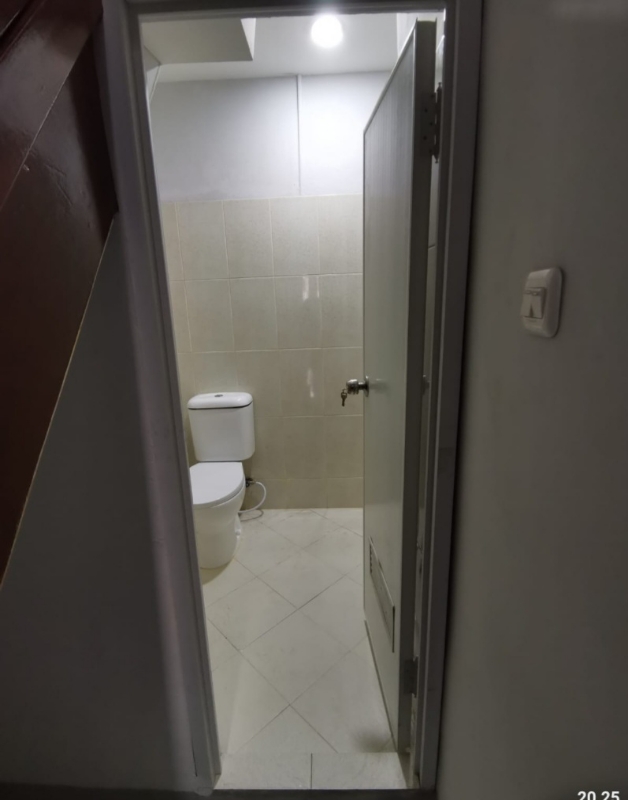 Spacious 4-Bedroom House Near Transport and Amenities