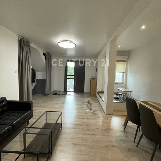 Renovated House in Forest Green Simpruk Lippo Cikarang