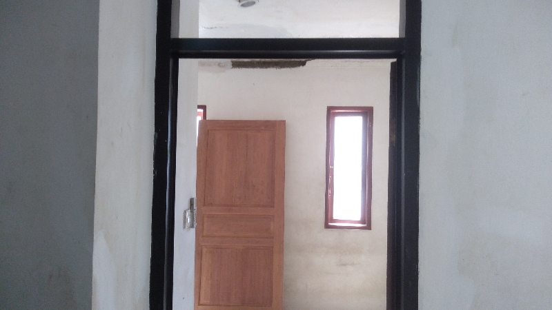 Spacious 3-Bedroom House with Private Parking