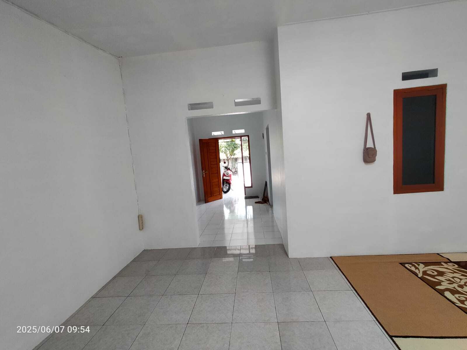 House for Rent in Ciwastra, Griya Kuning Asri Complex