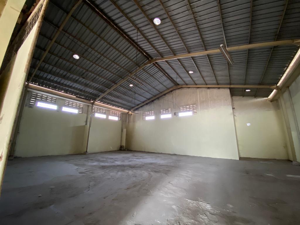 Strategic Location 1.5-Story Property Facing South