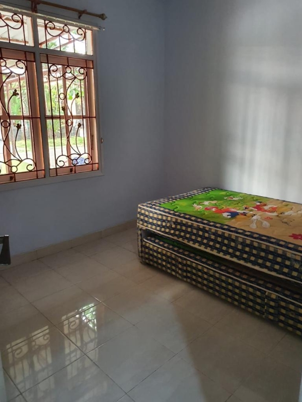 Spacious 3-Bedroom House with Furniture in Makassar