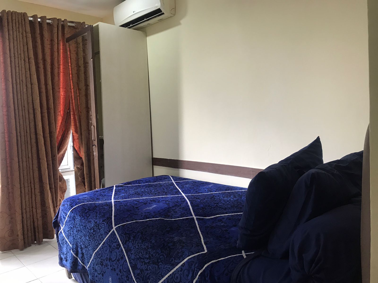 Modern 1-Bedroom Apartment Near Cihampelas Mall