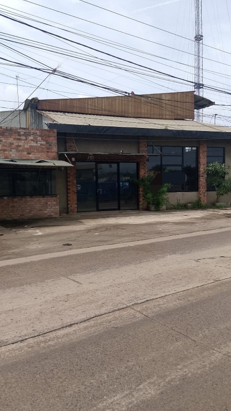 Ex-Restaurant House on Main Marunda Road