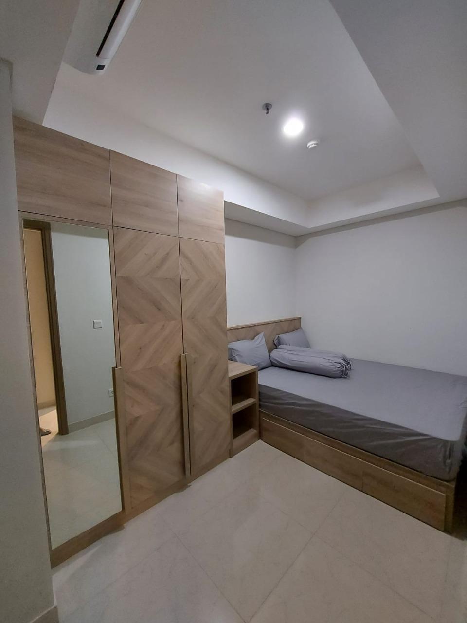 Modern 2-Bed Furnished Apartment in Gold Coast PIK