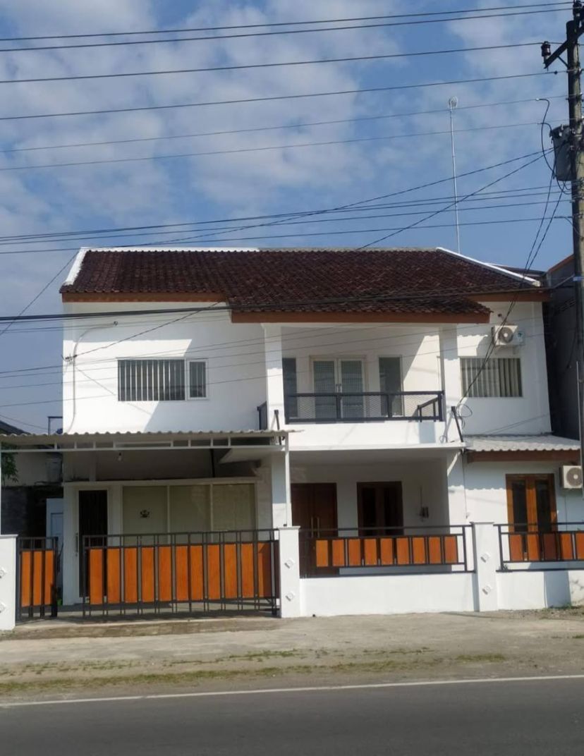 2-поверховий мебльований будинок біля Paseban, Kota Bantul