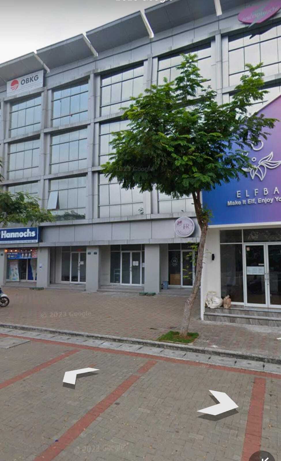4-Story Commercial Building with Four Bedrooms