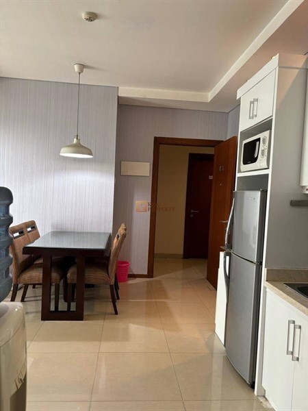 Thamrin Residence-тегі 2 бөлмелі пәтер, Орталық Джакарта, бассейн көрінісі