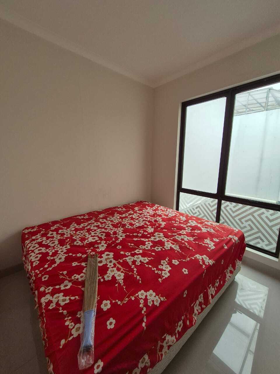 Renovated 2-Bedroom House with Modern Amenities