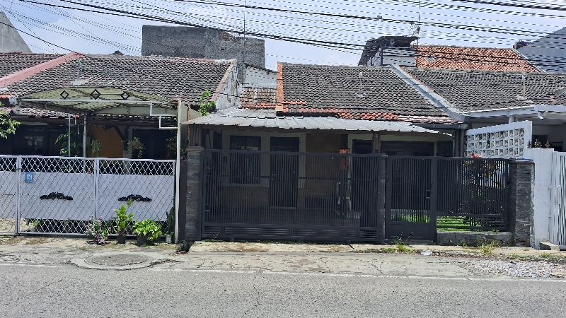 4-Bedroom House with Business Potential in Antapani
