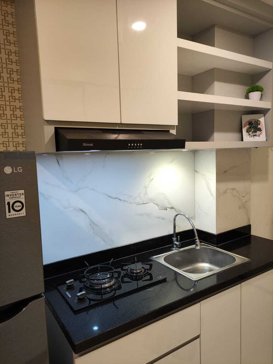 Monthly Rental Apartment at Pakuwon City Mall, Strategic Location