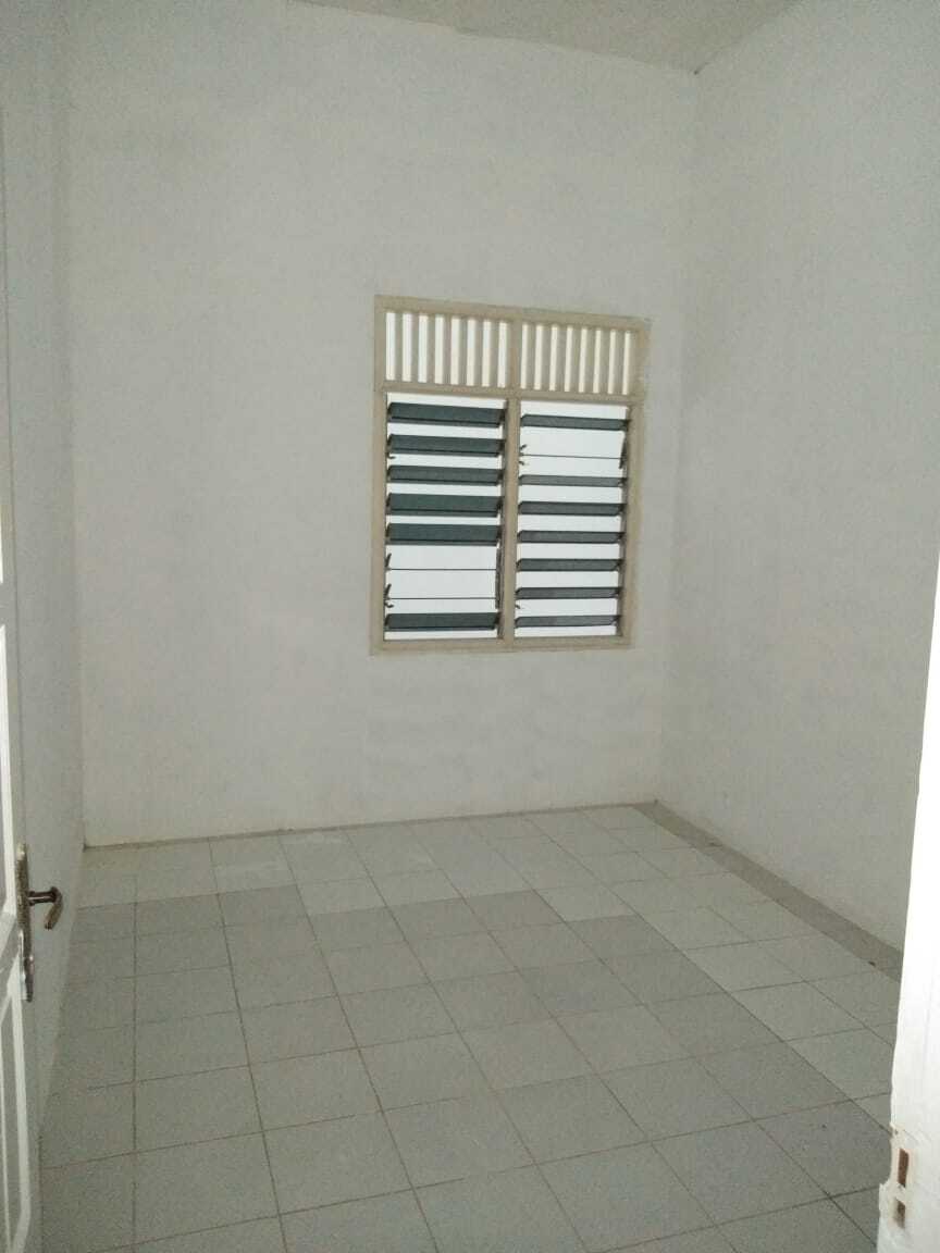Просторный 3-комнатный дом в Pamulang Permai