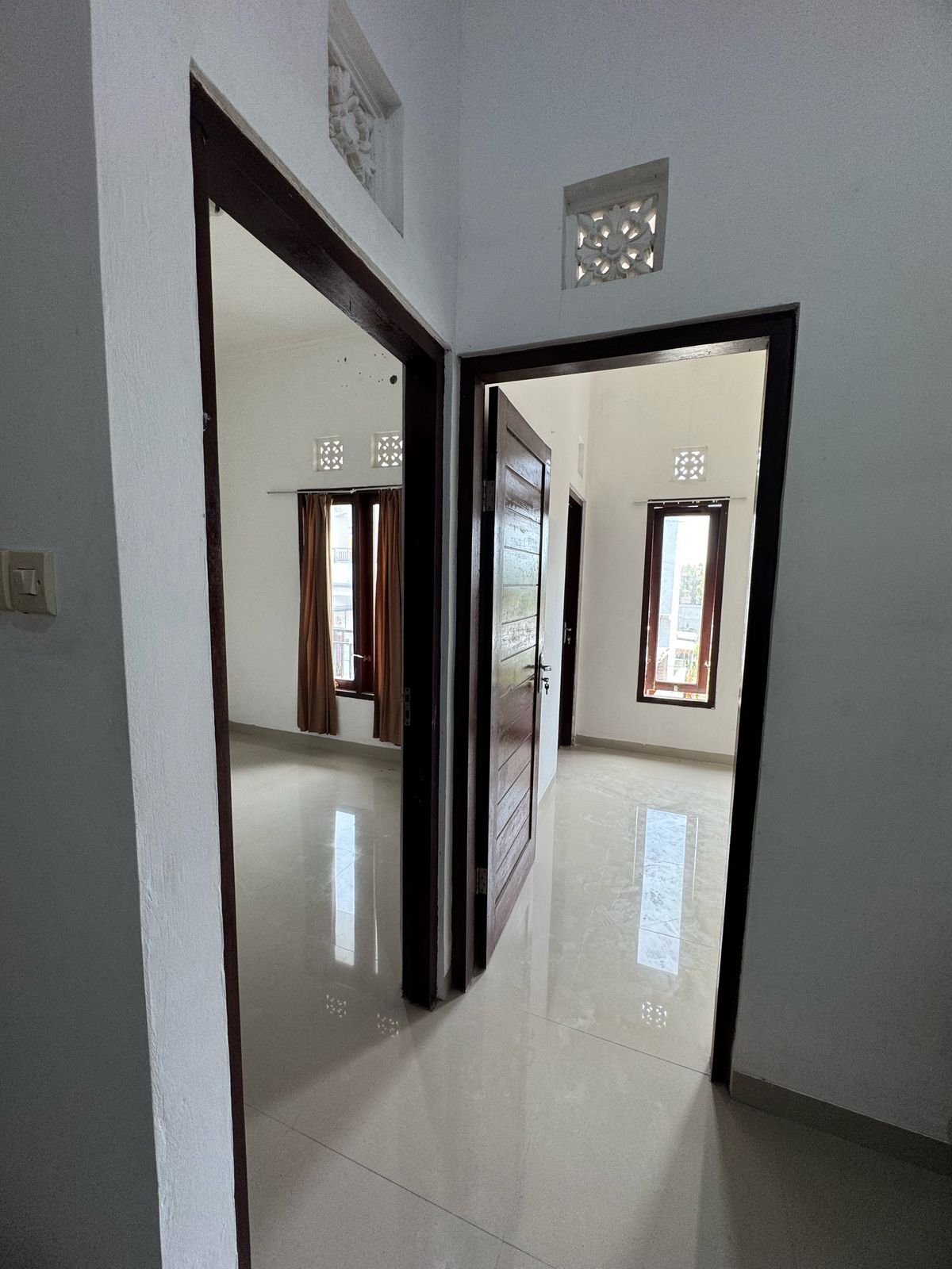 2-Story Rental House near Taman Giri Market with 3 Bedrooms