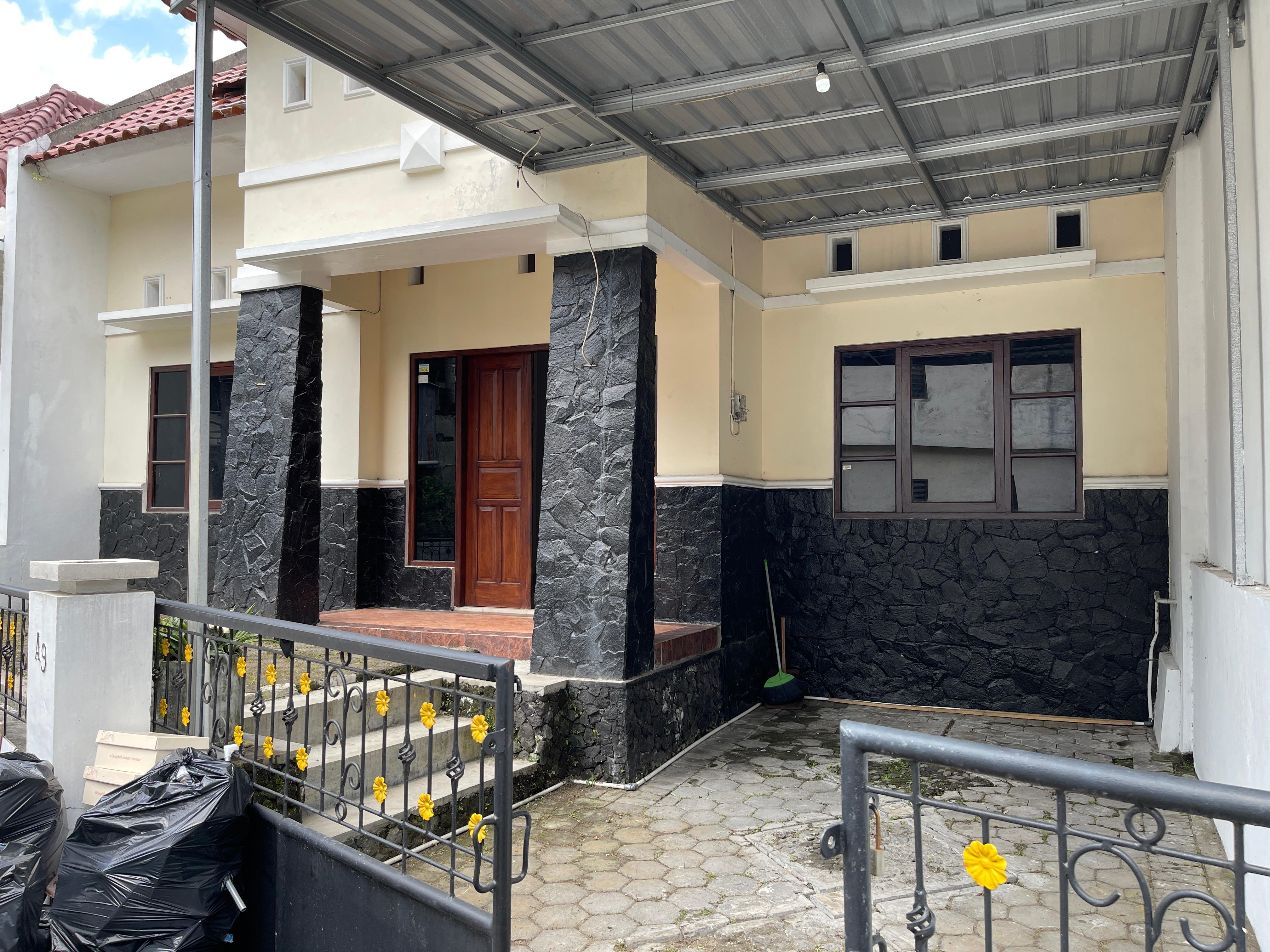 3-Bedroom House Near Amikom Campus