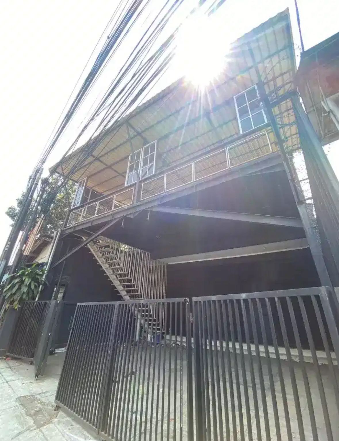 Unique Commercial Space on Mainroad Kopo - Ideal for Culinary Business/Cafe