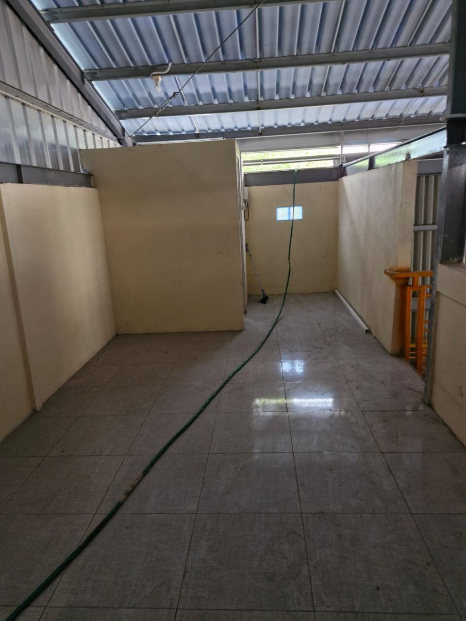 Large Commercial Warehouse with High Ceiling in Cikarang