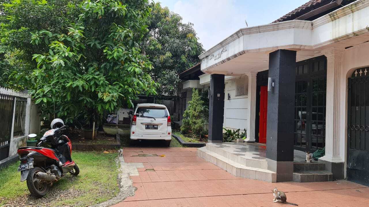Spacious 4-Bedroom House in South Cipete