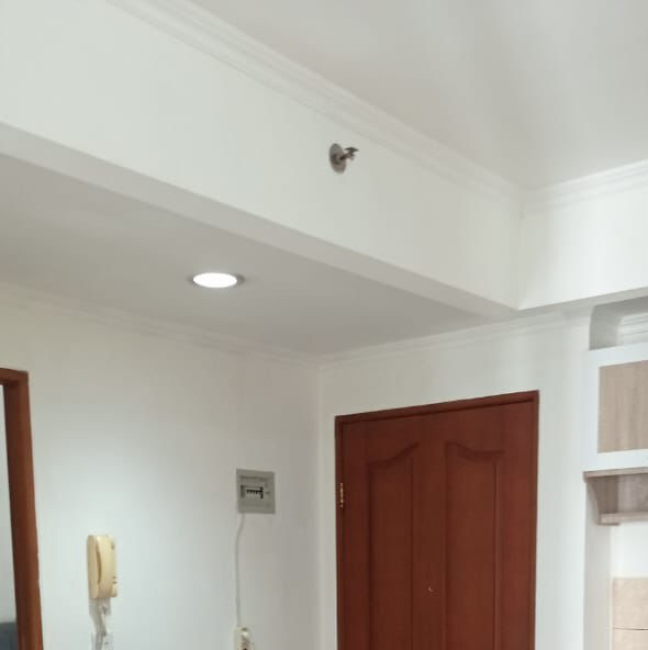 Furnished 2-Bedroom Apartment with Pool View