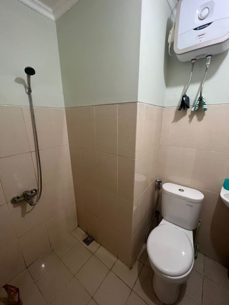 Apartment at Bale Hinggil, Medokan Ayu, Surabaya