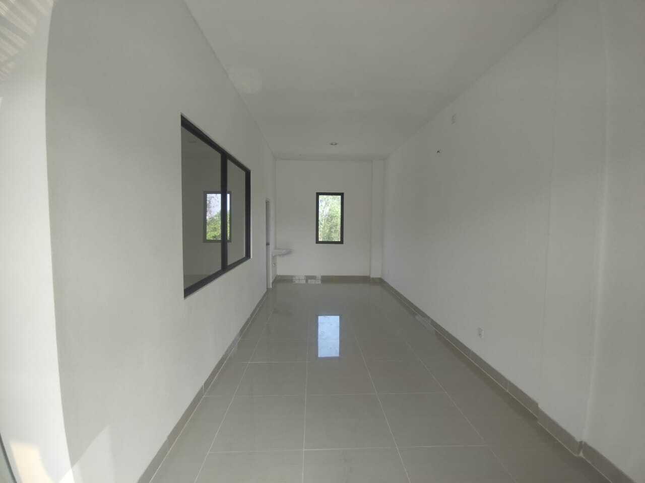 Hollywood Boulevard Signature - Balcony Space for Office or Business