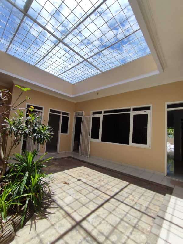 Spacious Renovated House with Garden in Puri Anjasmoro