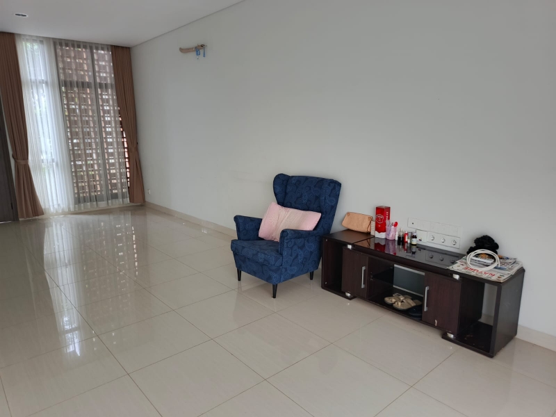 Spacious 2-Bed Cluster House with Garden