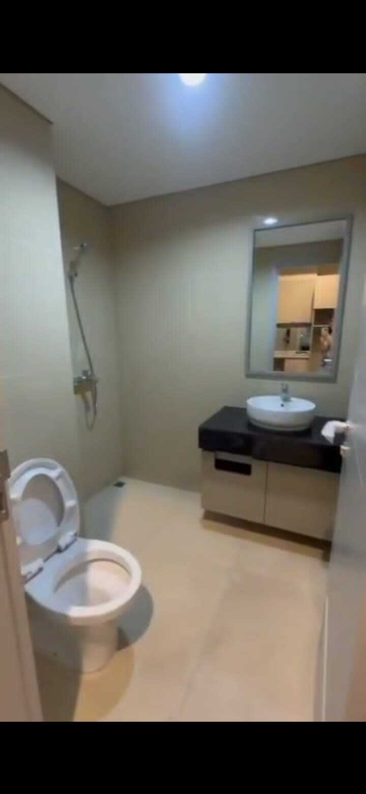 Furnished 1-Bed Apartment in Caspian Building
