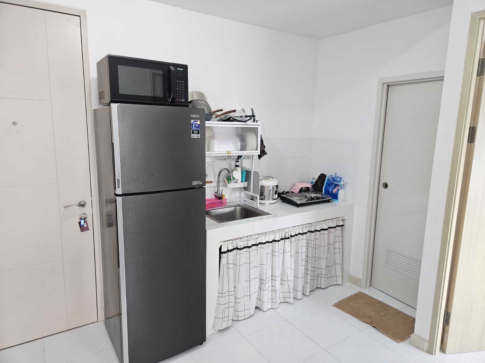 Modern 2BR Apartment with Sea View