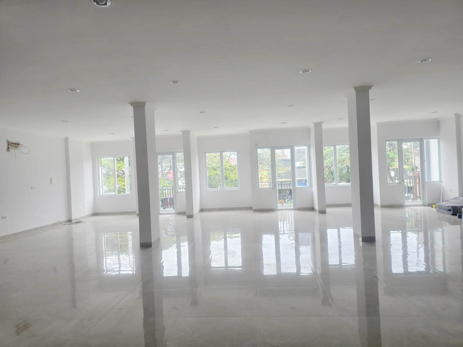 Kelapa Hibrida Raya - Kelapa Gading-дағы 3-байланысқан дүкен үй