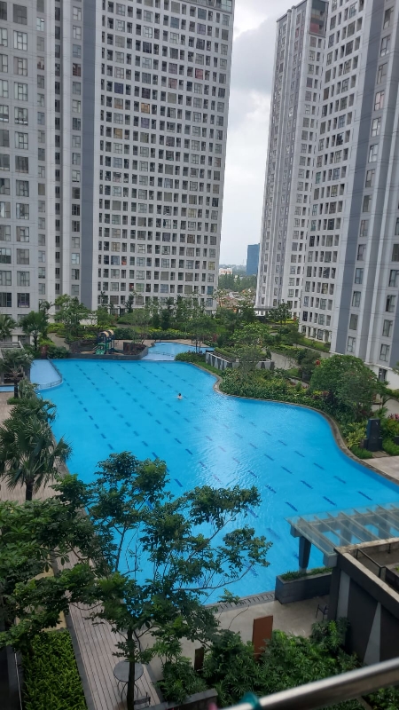 Modern Studio Apartment with Pool View in Gading