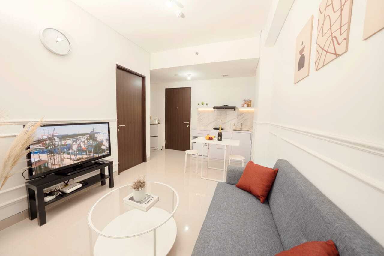 Modern Furnished 2-Bed Apartment in Transpark Cibubur
