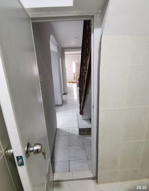 Spacious 4-Bedroom House Near Transport and Amenities