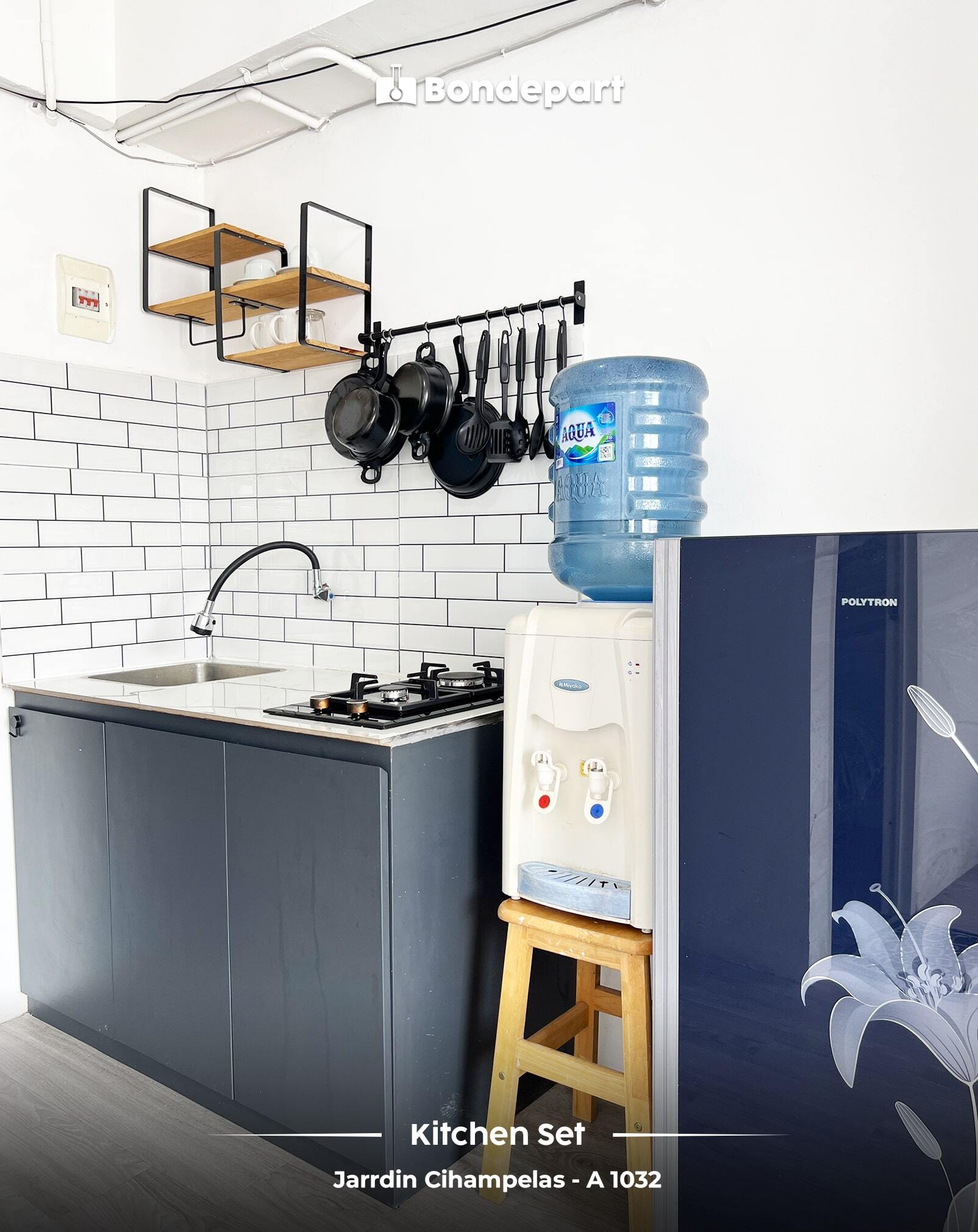 Modern Studio Apartment with Minimalist Design in Cihampelas