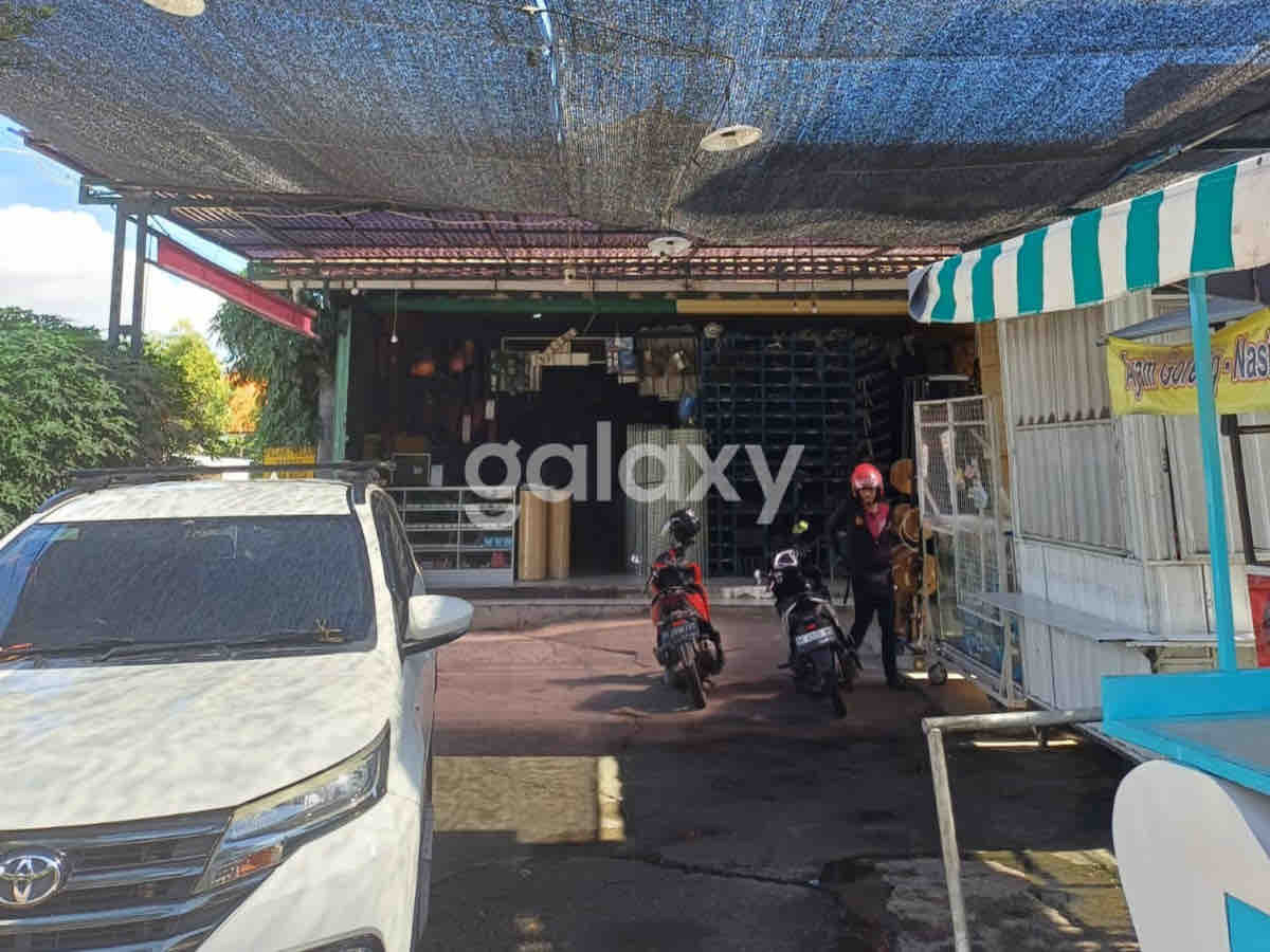 Large Commercial Space with Warehouse in Jimbaran