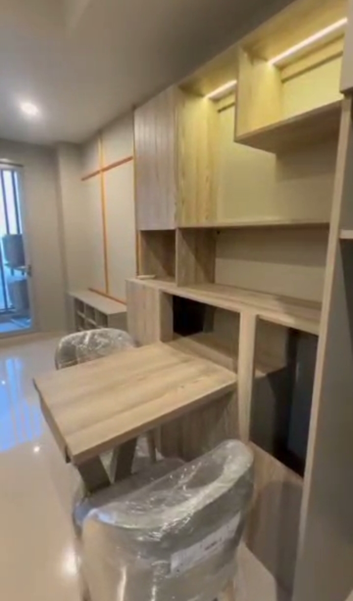 Furnished 1-Bed Apartment in Caspian Building