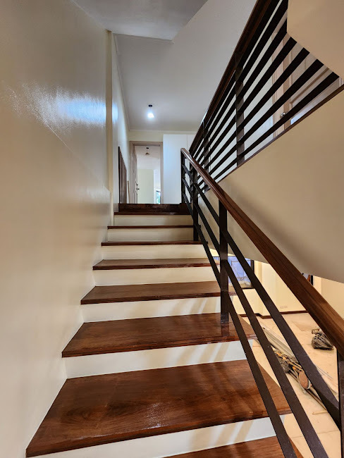 Whiteplains Townhouse - 3 Story, 4 Bedrooms, 2-Car Garage