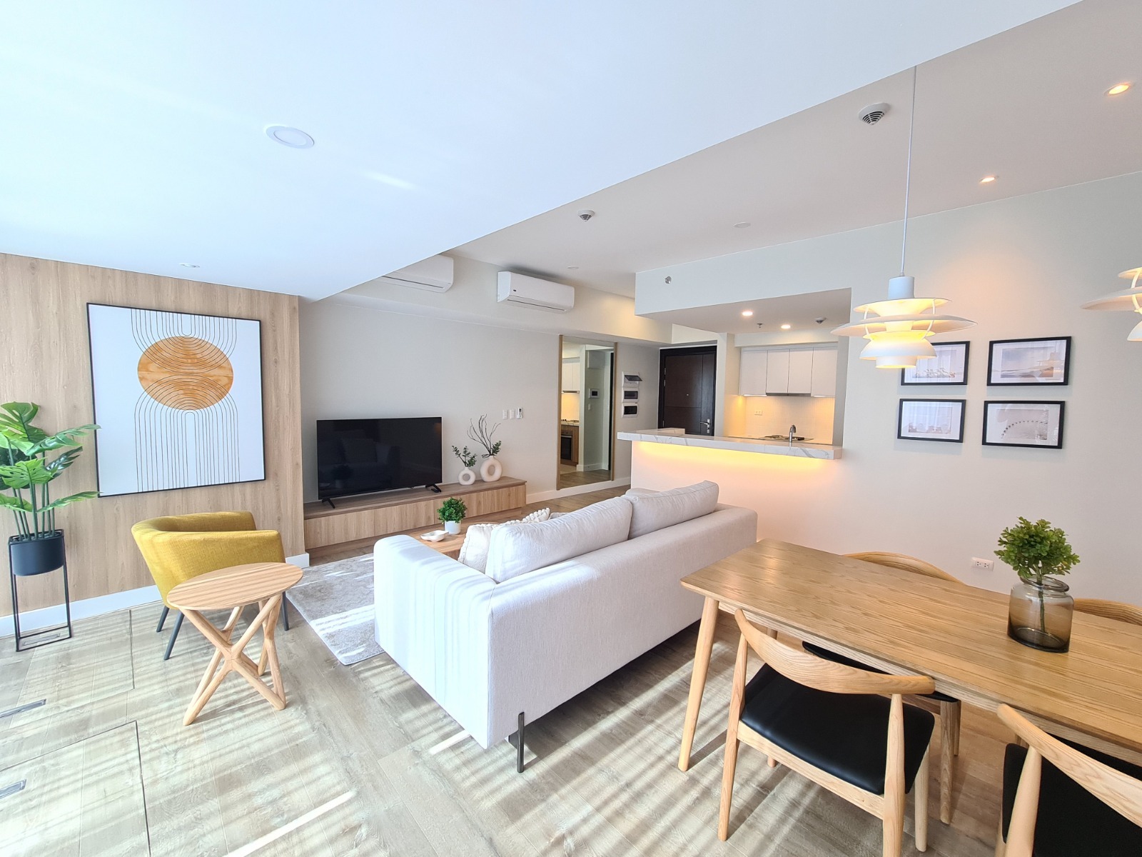 Арнайы ұсыныс: Uptown Parksuites, BGC-тегі 1 бөлмелі пәтер - Ваннасы бар бұрыштық пәтер