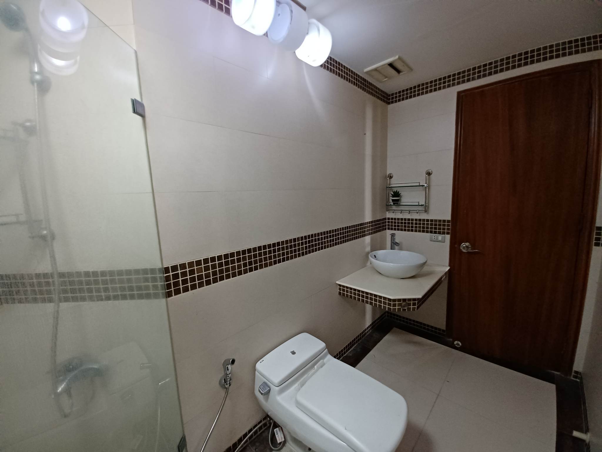 Толық жабдықталған 1 бөлмелі пәтер, Renaissance 2000, Пасиг Сити
