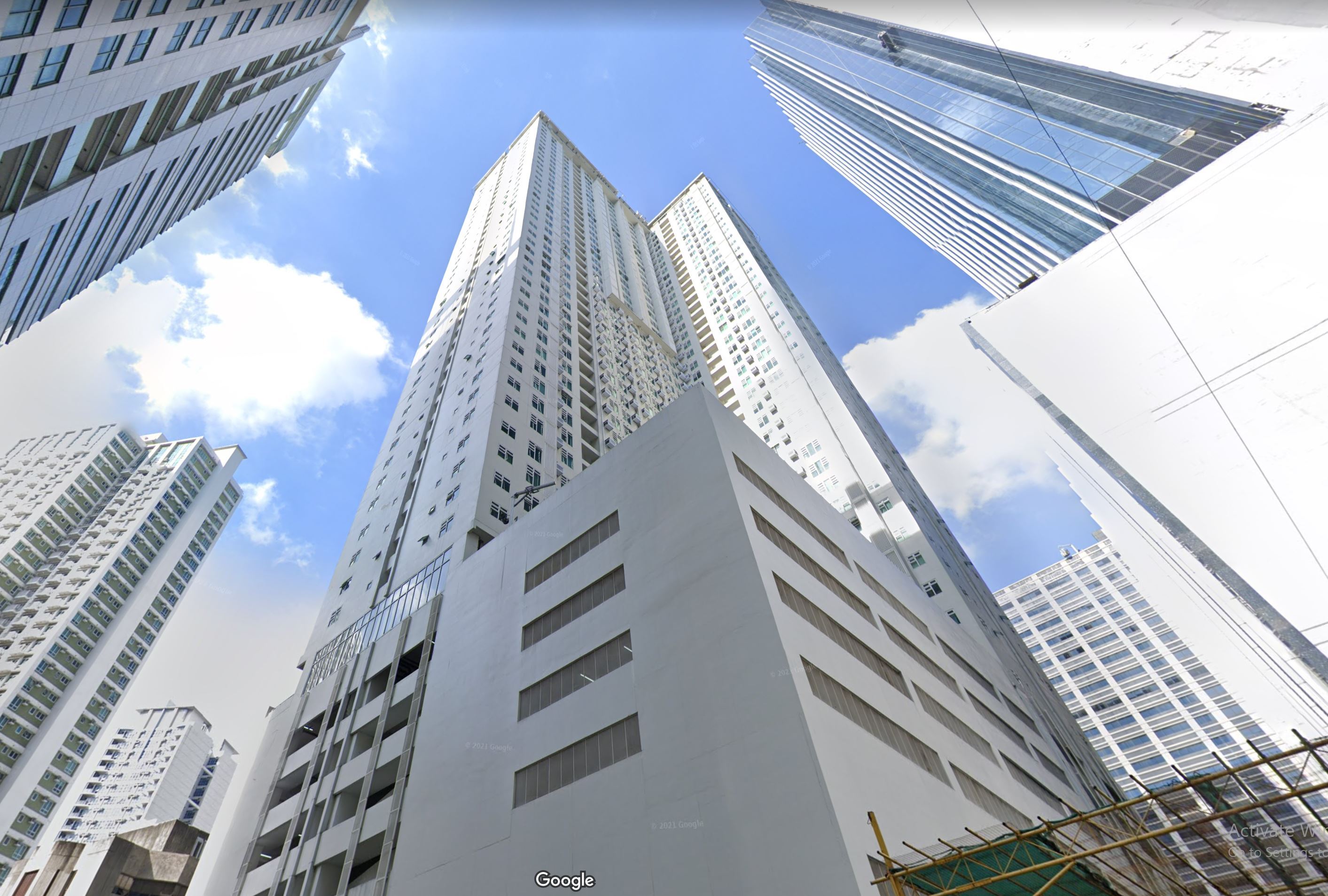 Studio Apartment at Kroma Tower in Makati City