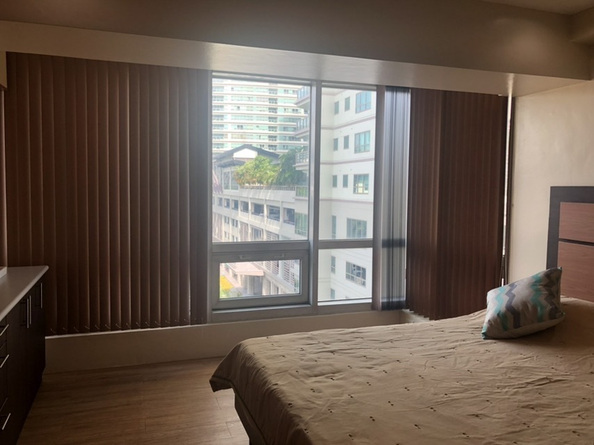 Studio Apartment in Asia Tower, Paseo De Roxas St. Legaspi Village