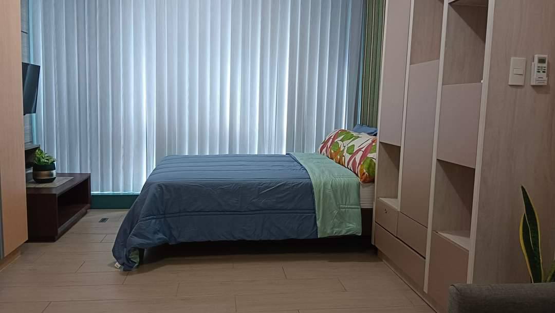 One Uptown - North Tower: Fully Furnished 1 Bedroom with Parking