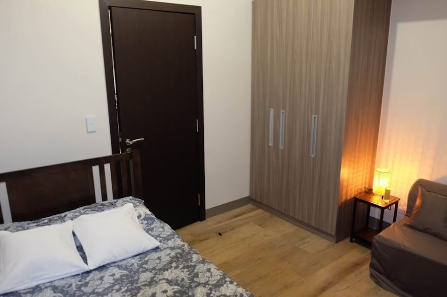 Park McKinley West, BGC, Тагигдегі бір жұмалақты пәтер