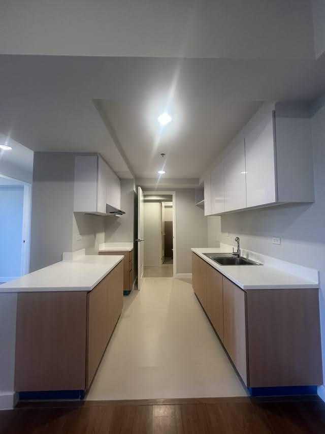 3BR Apartment with 2 Parking Slots, 96 sqm, 3rd Floor