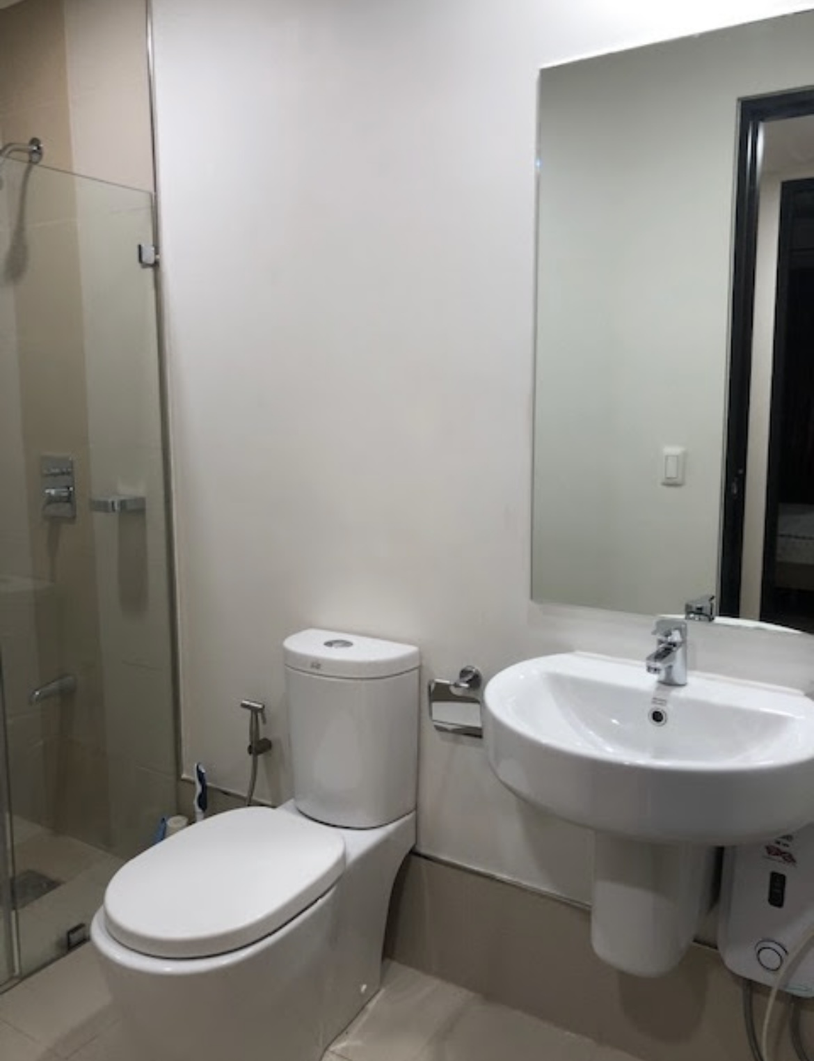 Two Serendra Sequoia - 2 жұмалы толық жабдықталған пәтер