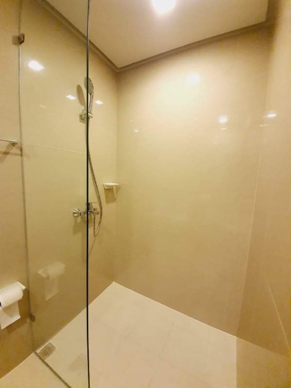 Толық жабдықталған 2 жатқа бөлмелі Uptown Ritz BGC, Тагиг
