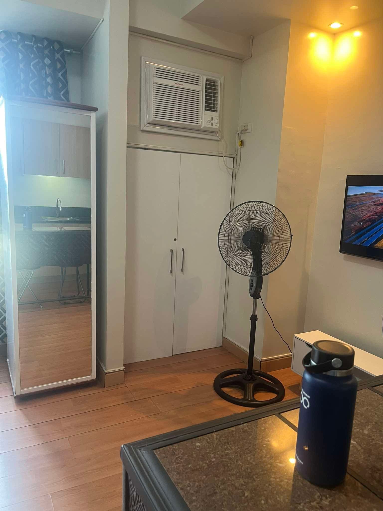 Жабдықталған 32 шаршы метрлік пәтер One Pacific Place Макатиде