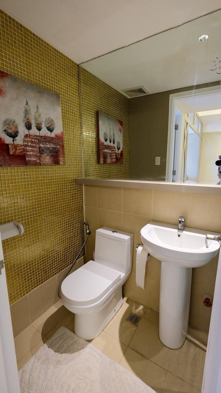 The Infinity, BGC-тегі 2 бөлмелі люкс пәтер, тұрақ орыны бар